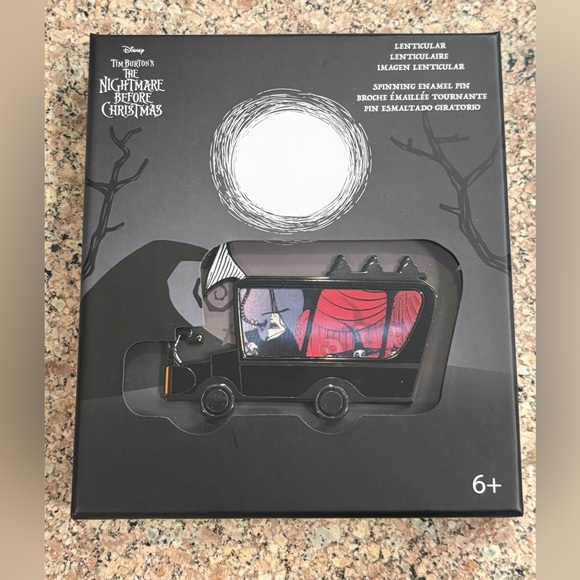 Loungefly Disney NBC Mayor-Mobile 3" Collector Box Lenticular Pin LE 2300 - Picture 1 of 10
